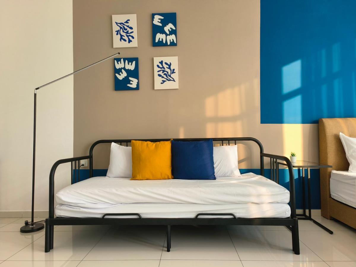 2Br Luxury Rooftop Swimming Pook Homestay@Georgetown@10Pax - 无敌美景两房民宿 Экстерьер фото