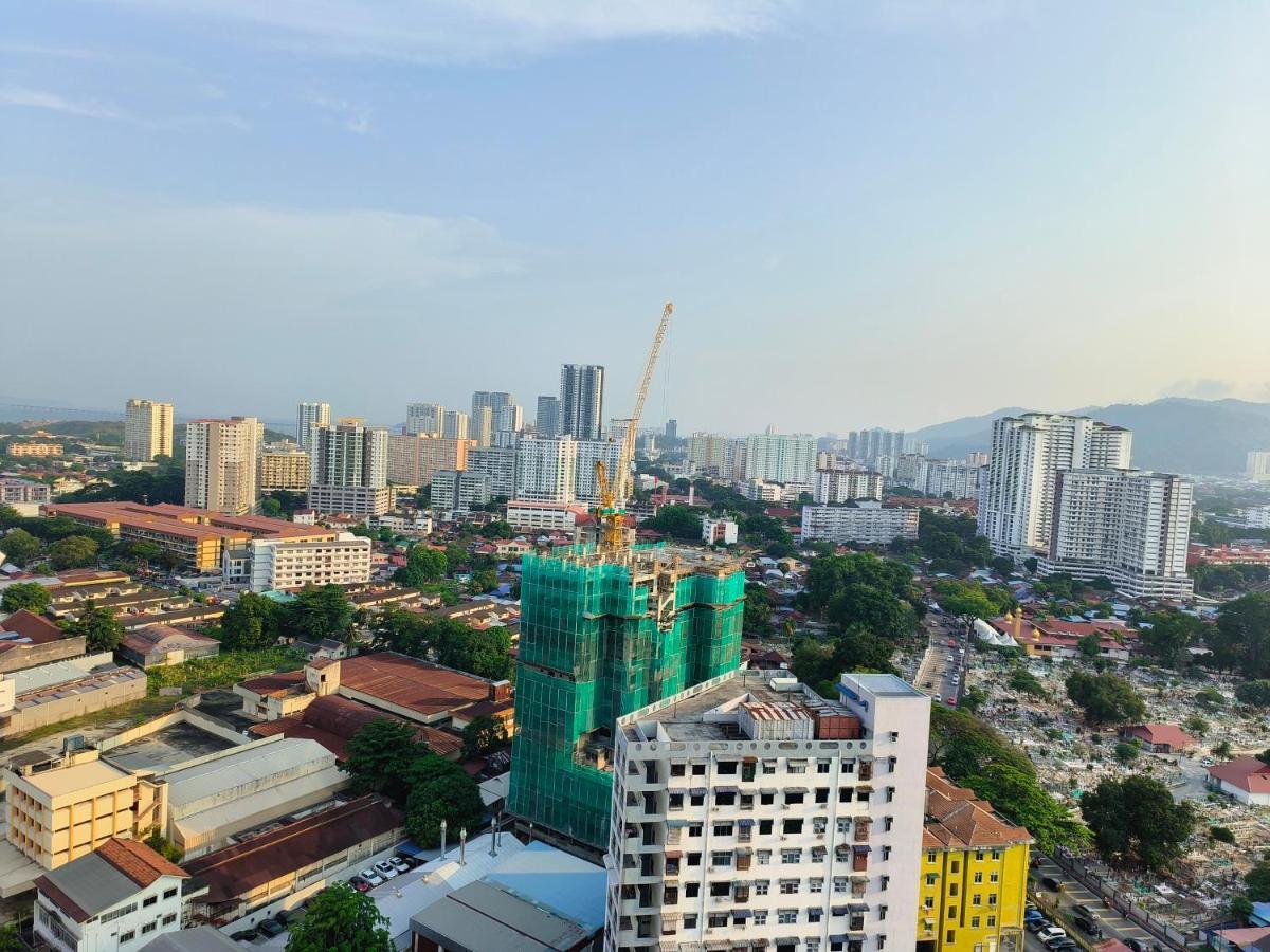 2Br Luxury Rooftop Swimming Pook Homestay@Georgetown@10Pax - 无敌美景两房民宿 Экстерьер фото
