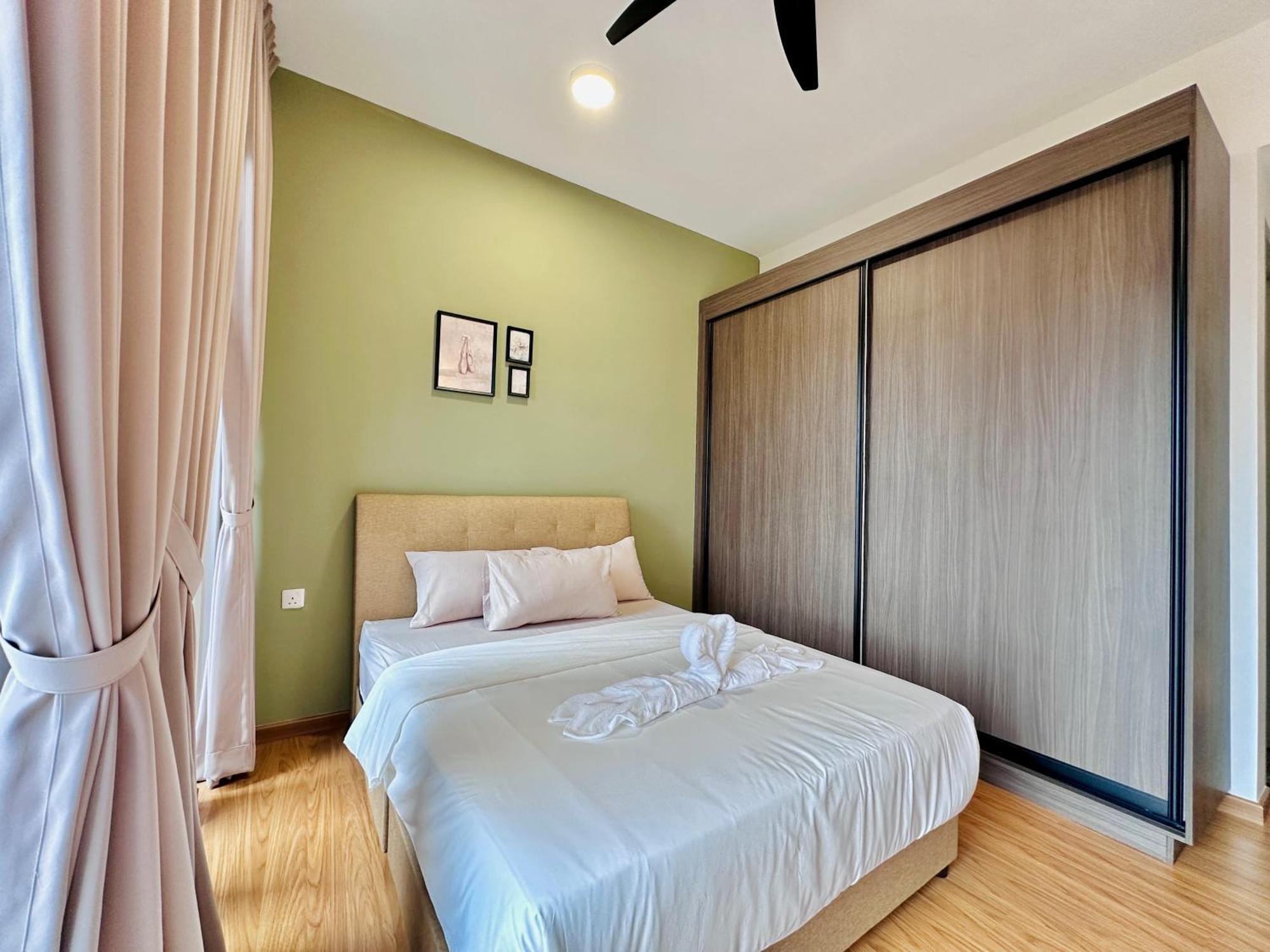 2Br Luxury Rooftop Swimming Pook Homestay@Georgetown@10Pax - 无敌美景两房民宿 Экстерьер фото