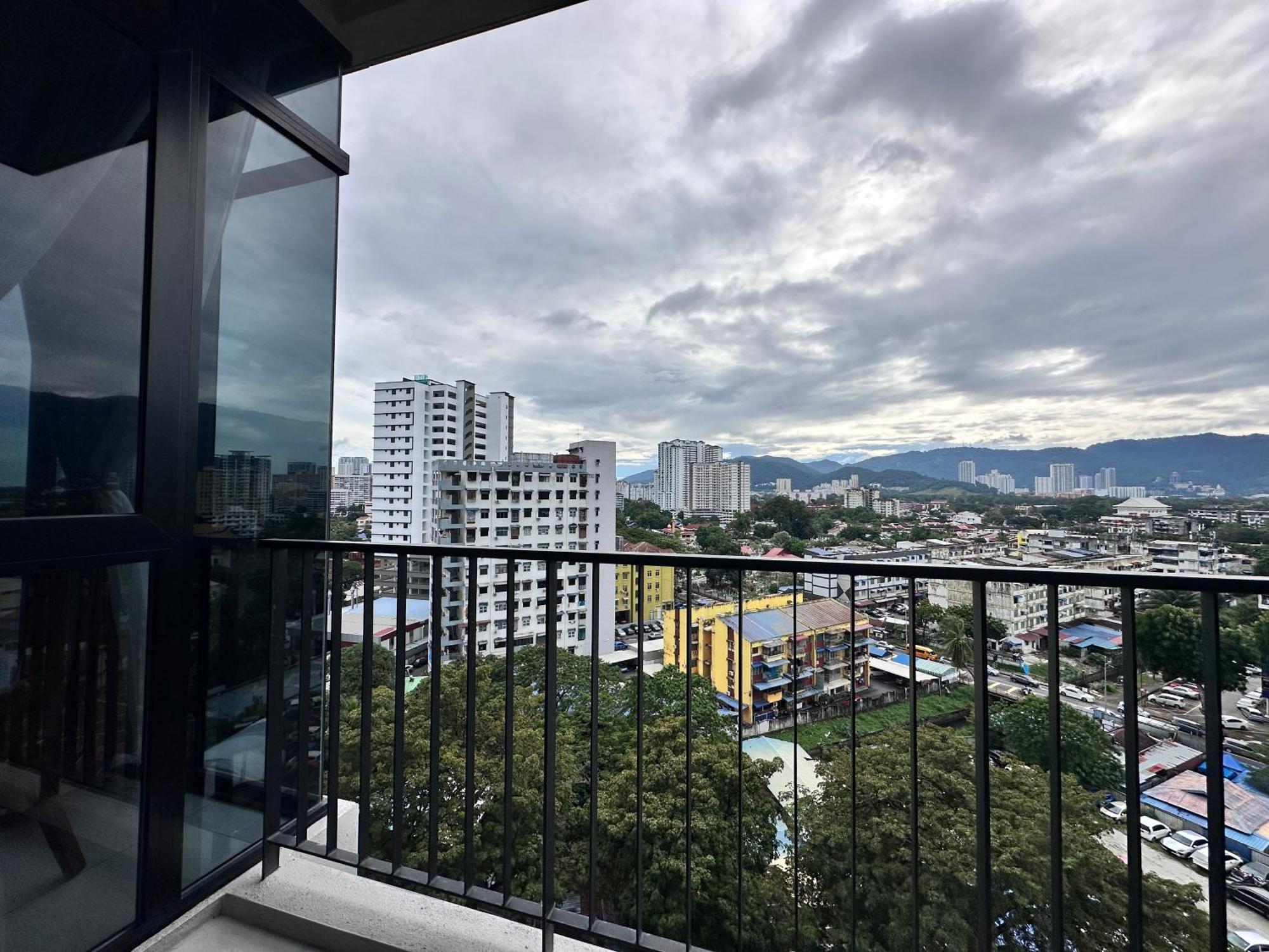 2Br Luxury Rooftop Swimming Pook Homestay@Georgetown@10Pax - 无敌美景两房民宿 Экстерьер фото