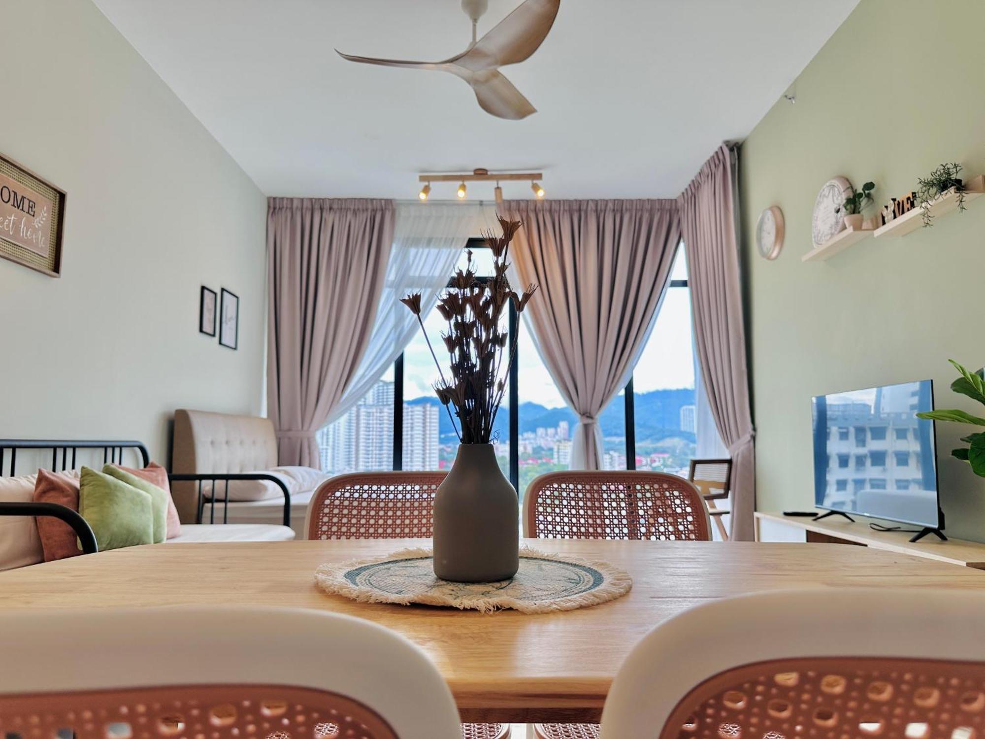 2Br Luxury Rooftop Swimming Pook Homestay@Georgetown@10Pax - 无敌美景两房民宿 Экстерьер фото