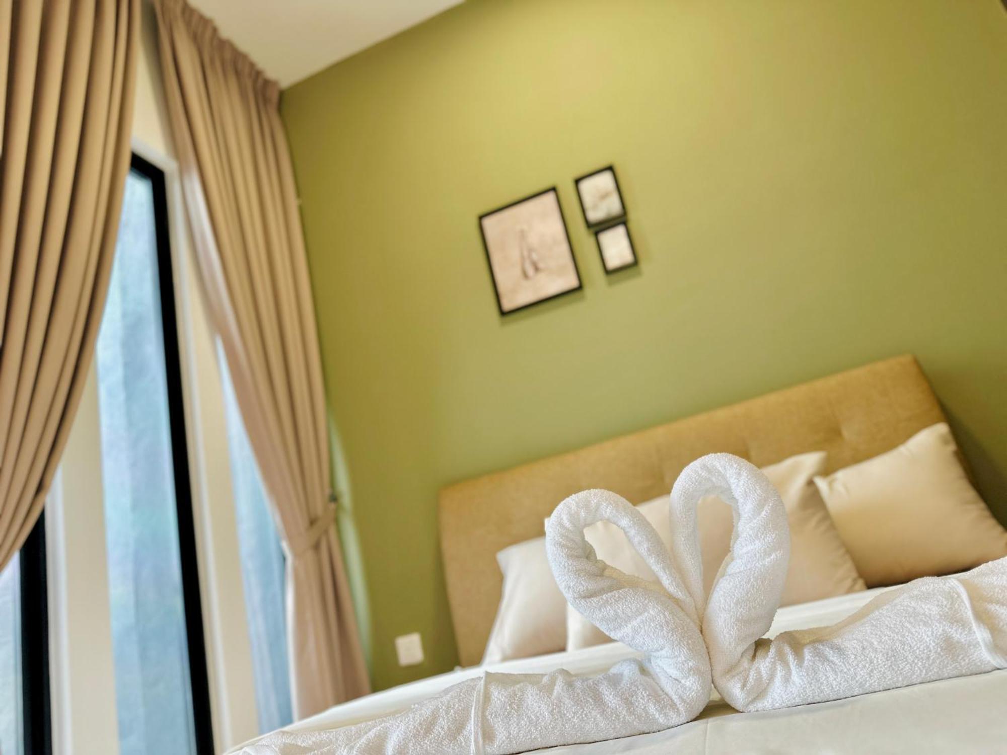 2Br Luxury Rooftop Swimming Pook Homestay@Georgetown@10Pax - 无敌美景两房民宿 Экстерьер фото