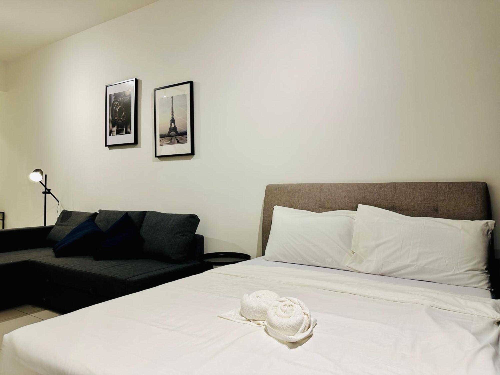 2Br Luxury Rooftop Swimming Pook Homestay@Georgetown@10Pax - 无敌美景两房民宿 Экстерьер фото