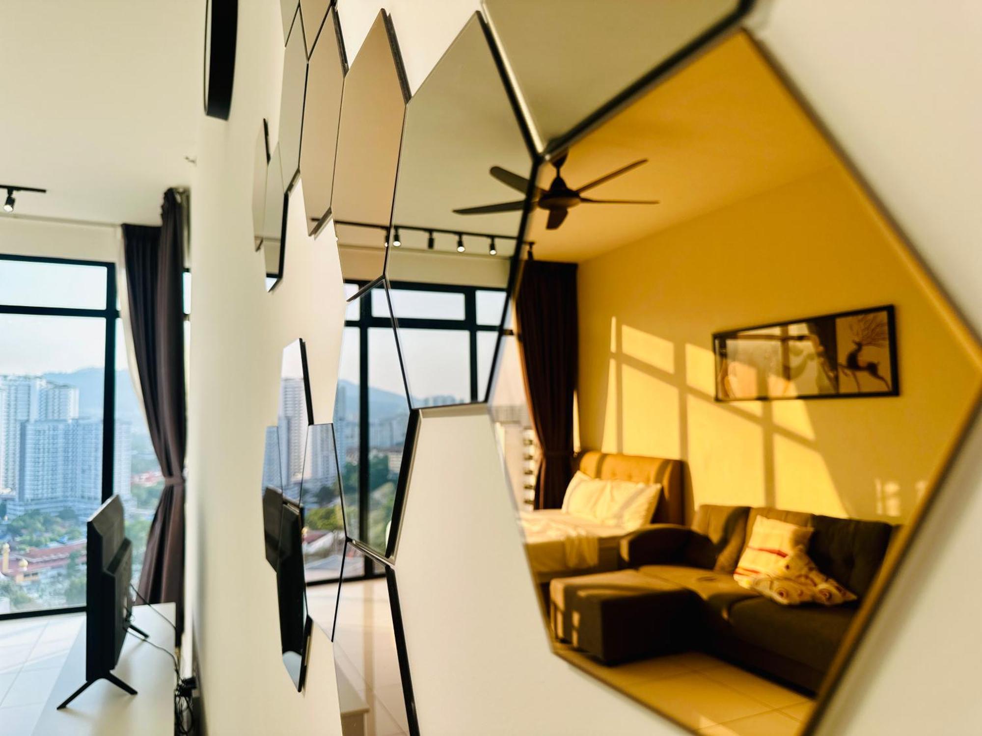 2Br Luxury Rooftop Swimming Pook Homestay@Georgetown@10Pax - 无敌美景两房民宿 Экстерьер фото