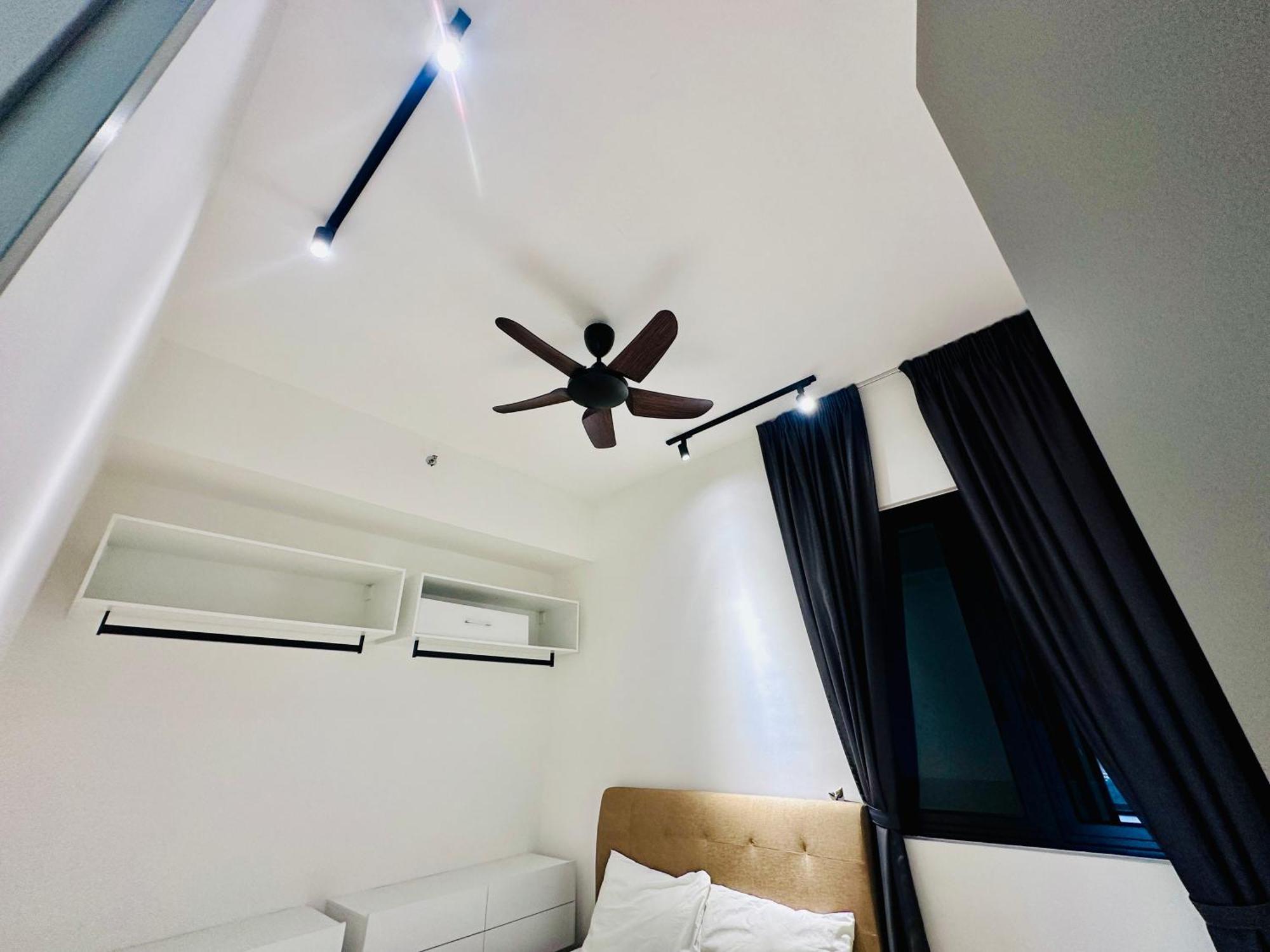 2Br Luxury Rooftop Swimming Pook Homestay@Georgetown@10Pax - 无敌美景两房民宿 Экстерьер фото
